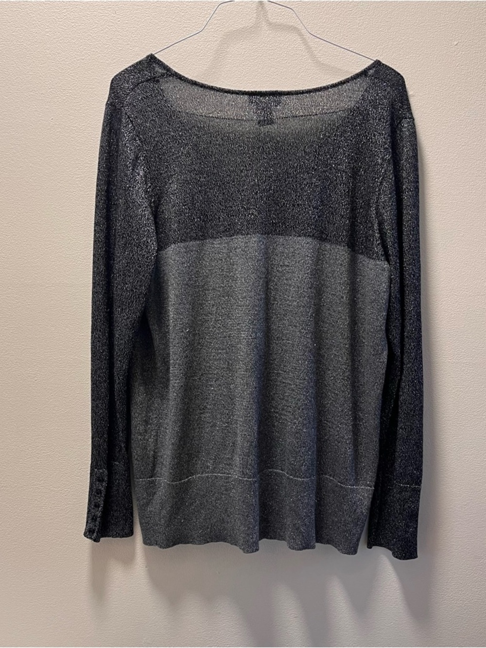 Lane Bryant Metallic Cozy Glam Long Sleeve V-Neck Sweater, Plus Sz 22-24, 2 Tone - Picture 2 of 5